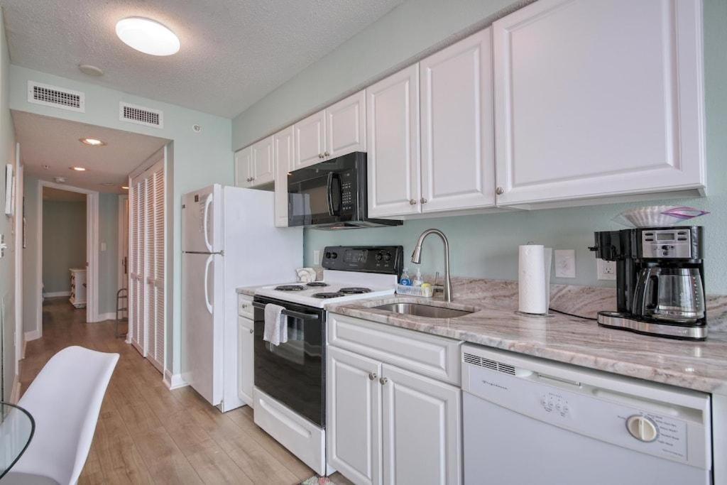 فيلا 2501 S Ocean Blvd, 0407 - Ocean Front Sleeps 6 شاطئ ميرتل المظهر الخارجي الصورة