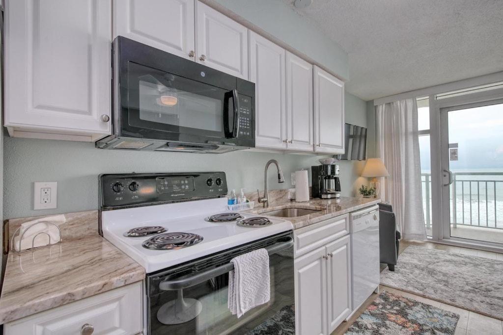 فيلا 2501 S Ocean Blvd, 0407 - Ocean Front Sleeps 6 شاطئ ميرتل المظهر الخارجي الصورة